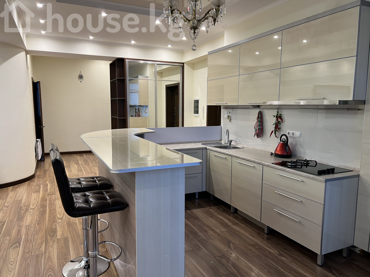 4-комн. кв., 160 м2 - 2