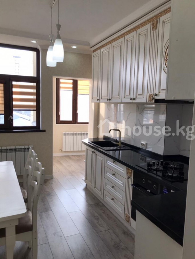 3-комн. кв., 93 м2 - 2